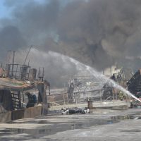 Profepa indaga posibles daños ambientales tras incendio de buque atunero
