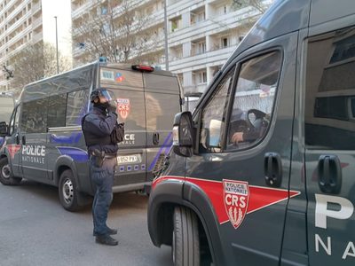 Detienen en Francia a un joven de 14 años que preparaba un acto terrorista en nombre del EI