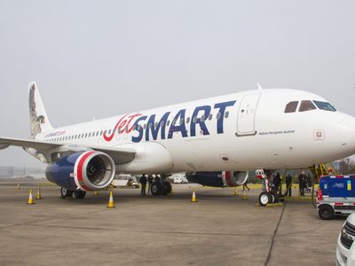 ¿Llega el fin del mercado low cost? Palos en la rueda de JetSmart en Aeroparque