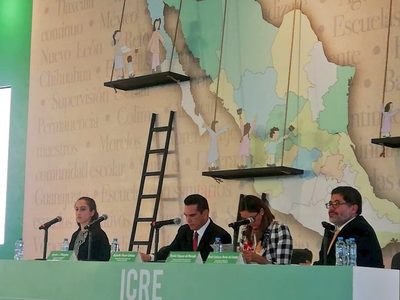 Mexicanos Primero junta a gobernadores, funcionarios y consejeros del INEE para defender la reforma educativa