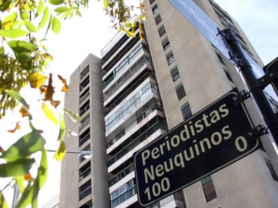 El debate sobre la Torre de Periodistas Neuquinos llega a la Legislatura