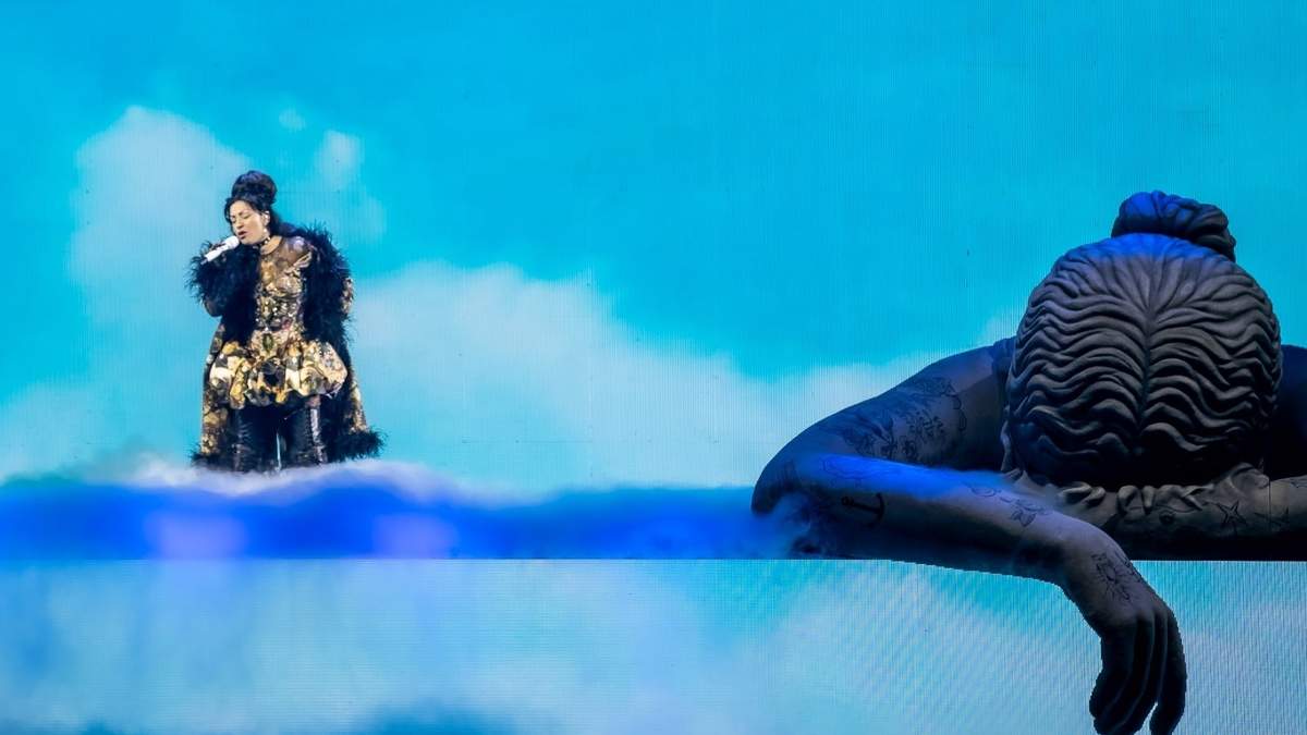 Mon Laferte retornó al Palacio de los Deportes