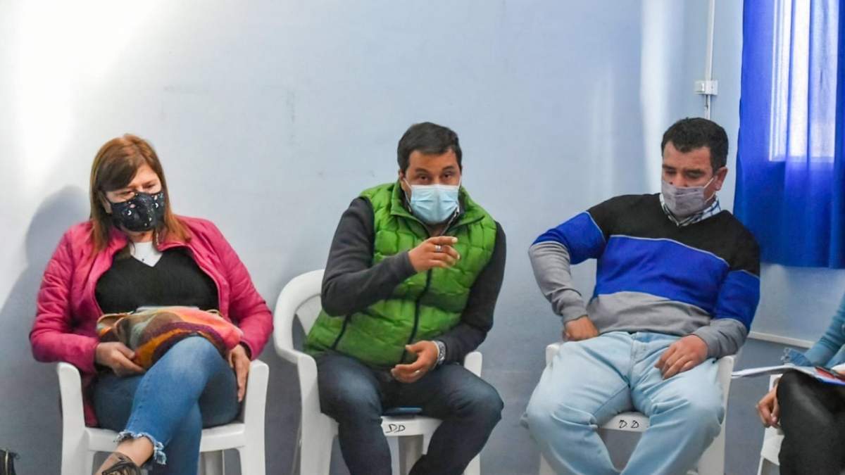 Carlos Koopmann se reunió con referentes de los CIC de la Patagonia. Fuente: (Twitter)