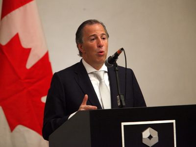 Por primera vez desde 2008 no se pedirá prestado para pagar intereses de la deuda: Meade