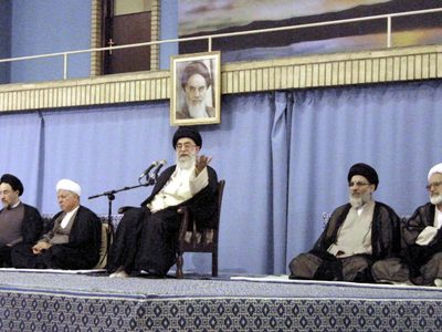 El líder supremo de Irán cruzó a Trump