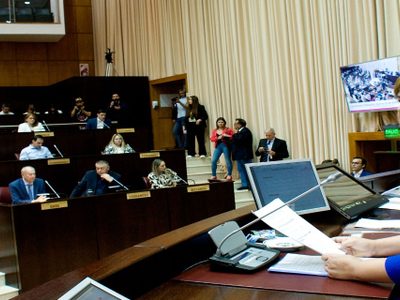 Avanza el proyecto de peajes en rutas del Gobernador Figueroa