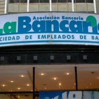 Los bancarios paran el jueves, en reclamo al Impuesto a las Ganancias y la tercerización de tareas