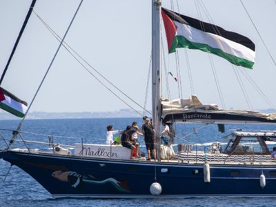Tensión por el ataque de Israel a un barco humanitario