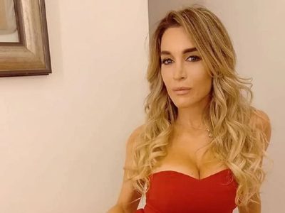 Ella es Marta, la madre de Fátima Florez, de bajo perfil y militante del peronismo