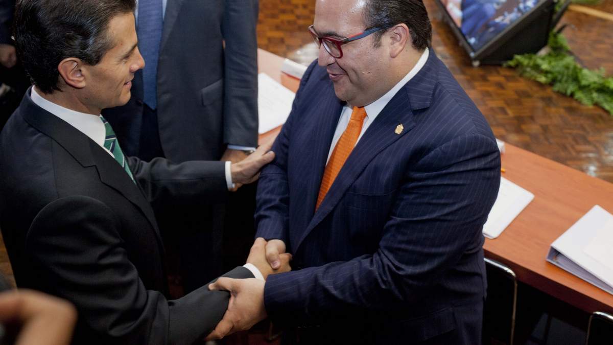 El expresidente Enrique Peña Nieto y el exgobernador de Veracruz, Javier Duarte. Foto: Eduardo Miranda
