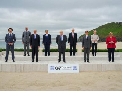 G7 se compromete a dejar de importar petróleo ruso de manera gradual