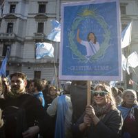 “De mis derechos políticos, ni hablemos”