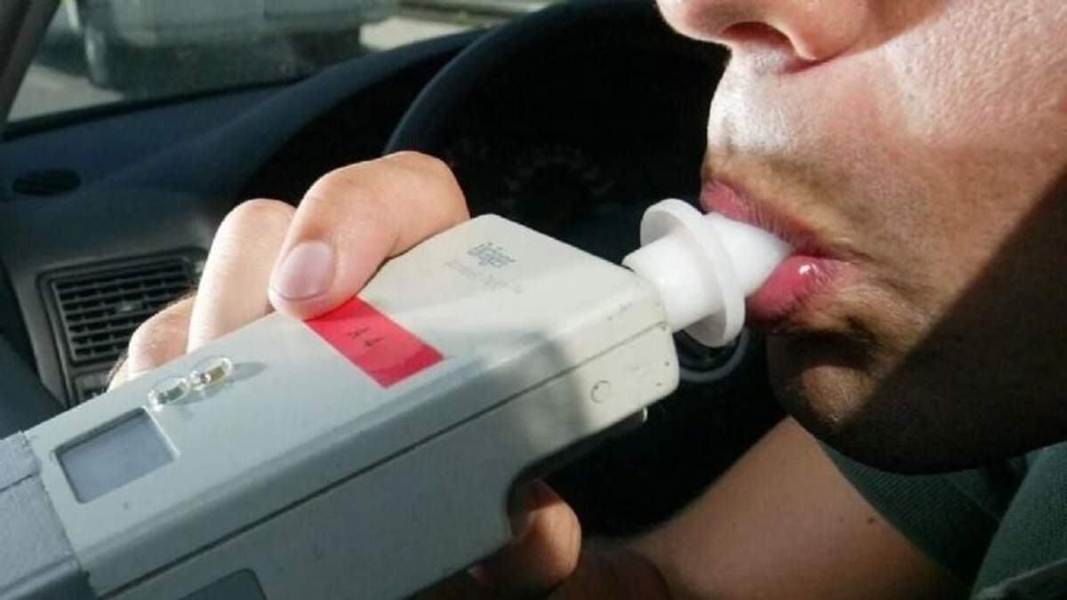 Controles por alcohol a conductores. Fuente (Crónica).