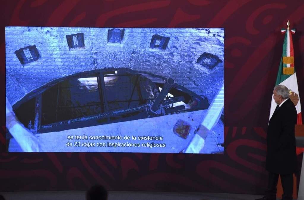 Hallan reliquias religiosas en la rehabilitación de la cúpula central de la Catedral Metropolitana