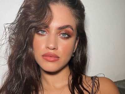 Orne D´elia, de "Buenos chicos" marca tendencia con sus looks más osados