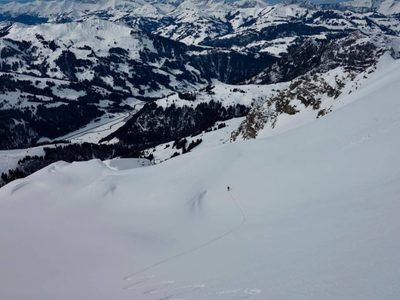 Avalancha en Tuquía mató a 33 personas que buscaban víctimas de otro alud