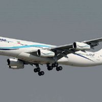 Avión se estrella en zona montañosa de Irán; 66 muertos