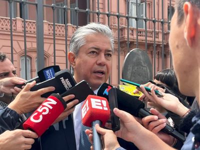Rolando Figueroa: “Los neuquinos aportamos mucho a la Patria y queremos una justa distribución”