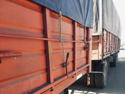 Piden circular con precaución en las rutas de Neuquén por el transporte de cargas de gran tamaño