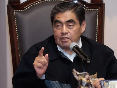 Gobierno de Puebla rechaza recomendación de CNDH por represión a normalistas de Teteles