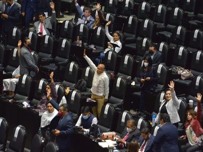 Diputados avalan “cobranza delegada” que regula los créditos de nómina