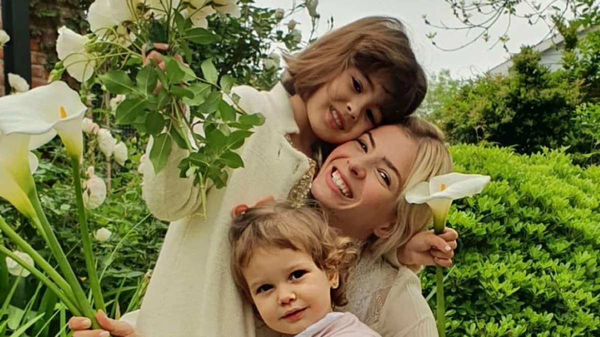 Eugenia Suárez, Magnolia Vicuña y Rufina Cabré. Fuente: (Instagram).