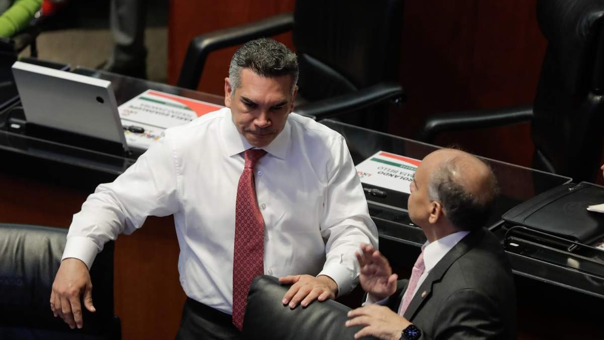 Los senadores del PRI, Alejandro Moreno Cárdenas y Manuel Añorve Baños