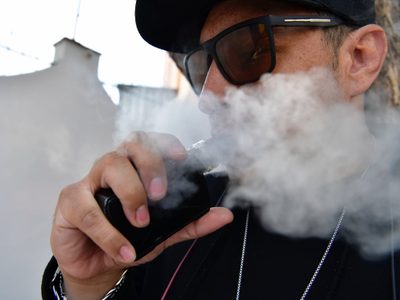 El tabaco calentado aumenta la probabilidad de infección por SARS-CoV-2 y covid-19 grave