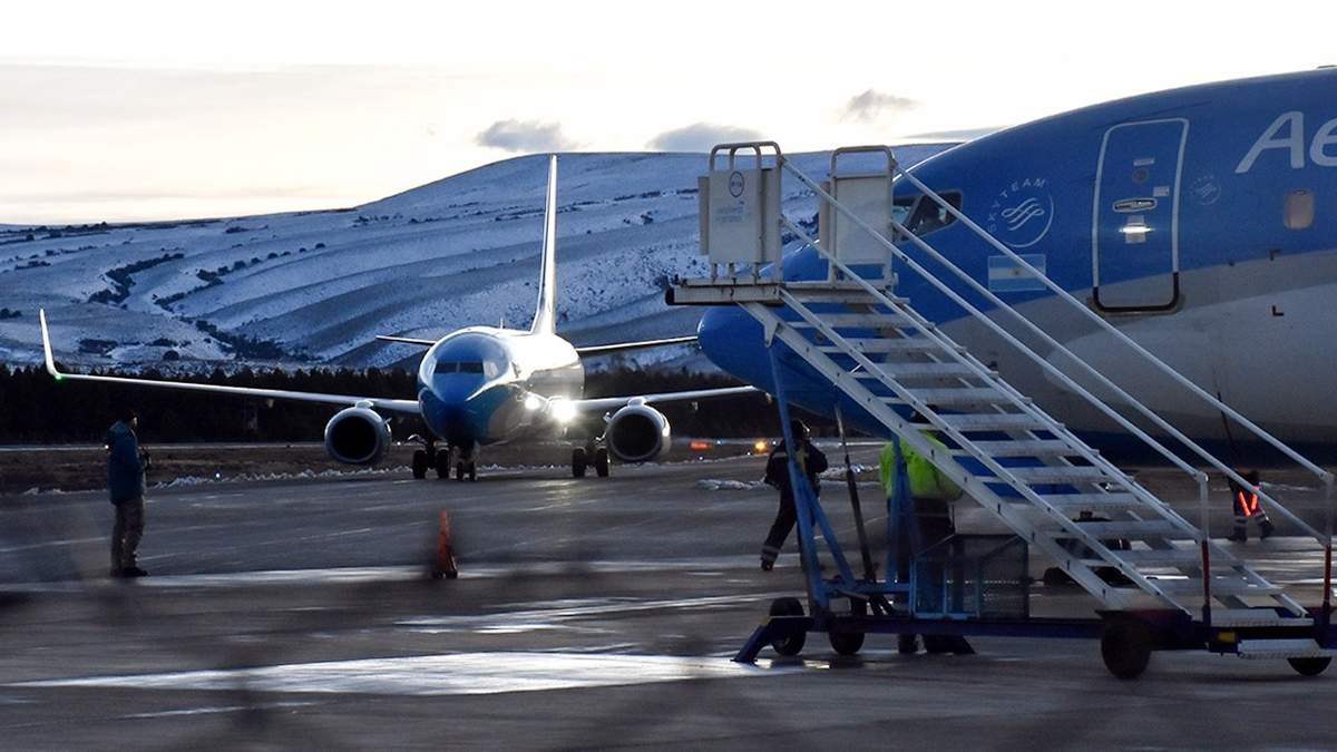 Primer vuelo en el aeropuerto de Chapelco directo desde Brasil. Fuente: (Twitter).