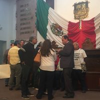 Maestros universitarios de Coahuila toman el Congreso local; demandan eliminar cobros ilegales