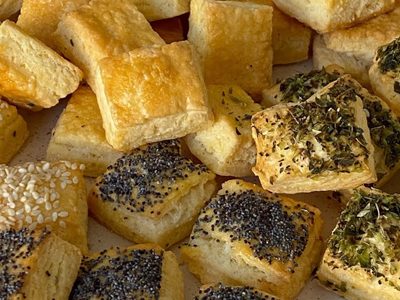 Masitas de queso súper suaves y con pocos ingredientes: la receta para el snack perfecto