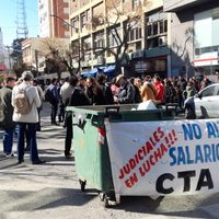 Judiciales protestaron en el TSJ donde llevaron una serie de reclamos