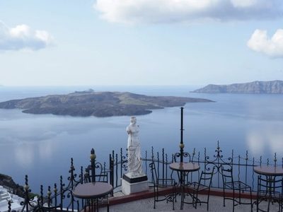 Despliegan equipos de emergencia en Santorini mientras un enjambre de terremotos preocupa a expertos