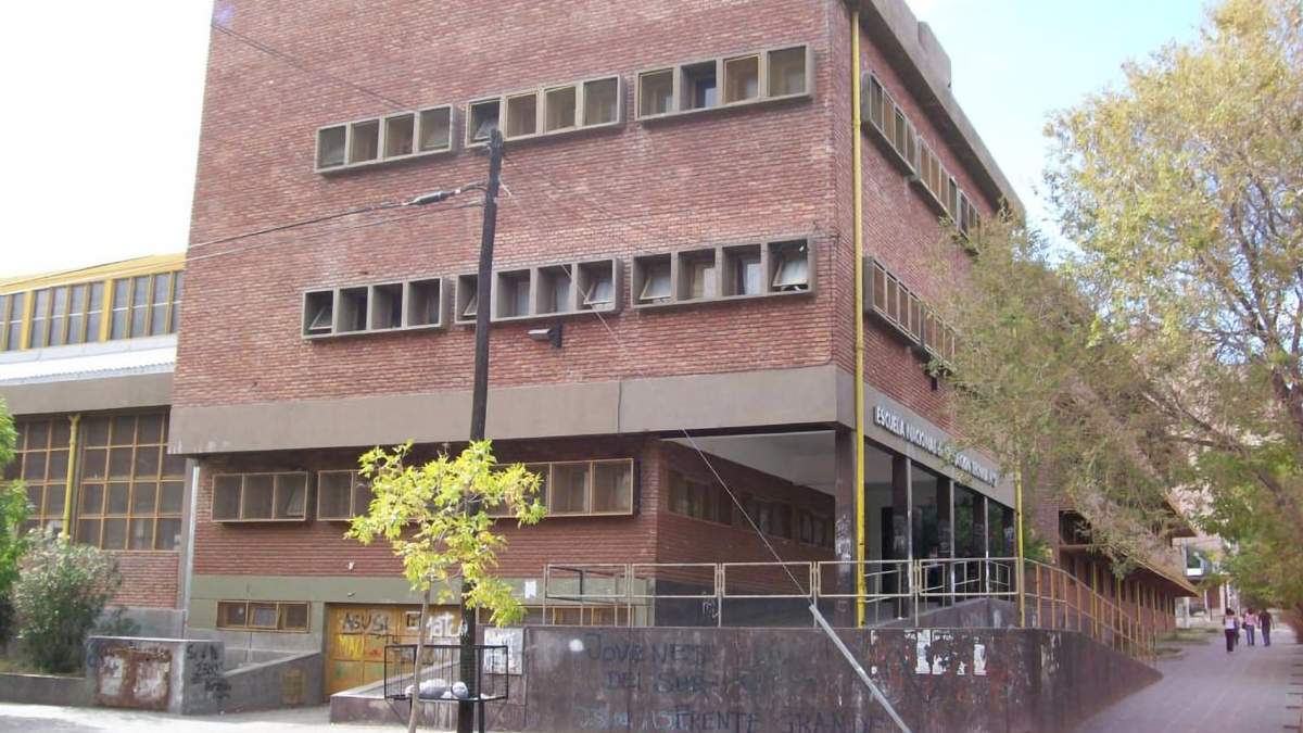 EPET 14 de Neuquén. Fuente: (Facebook)