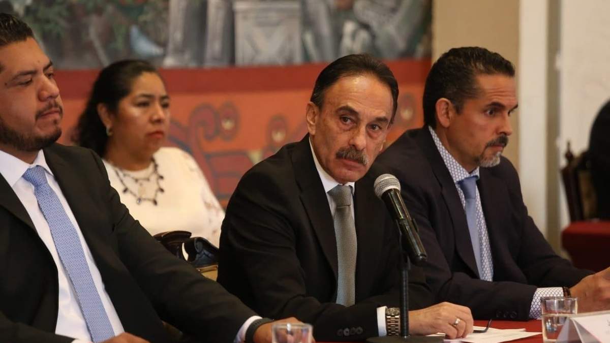 Jorge Arturo Cruz Lepe (frente al micrófono). Declaración polémica