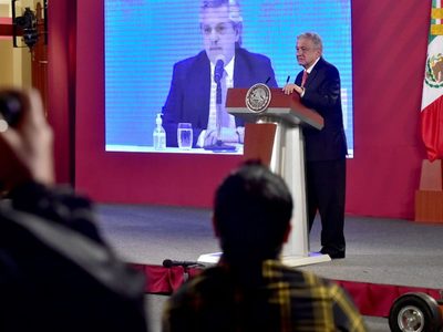 Alberto Fernández se solidarizó con López Obrador en uno de sus momentos más difíciles