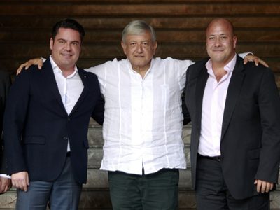 Alfaro promete justicia por asesinato de "su amigo y rival electoral" Aristóteles Sandoval