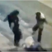 Circula video de otra golpiza contra clientes de La Polar