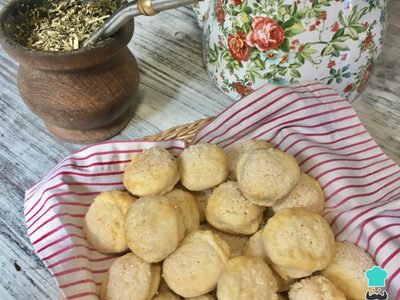 Bizcochitos caseros con solo dos ingredientes: la receta que necesitabas para el mate