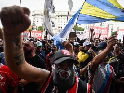 Un concejal de Neuquén repudió la represión en la marcha de los jubilados en el Congreso Nacional