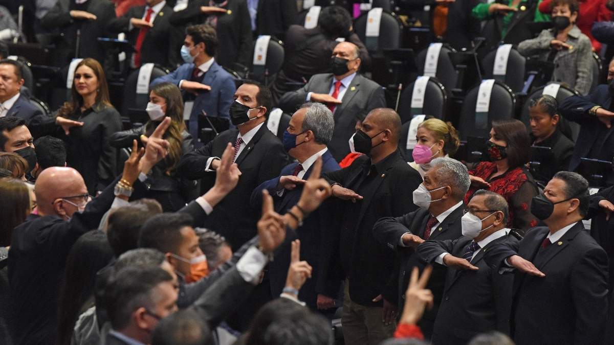 Sesión del Congreso de la Cámara de Diputados en el inicio del segundo periodo de sesiones ordinarias