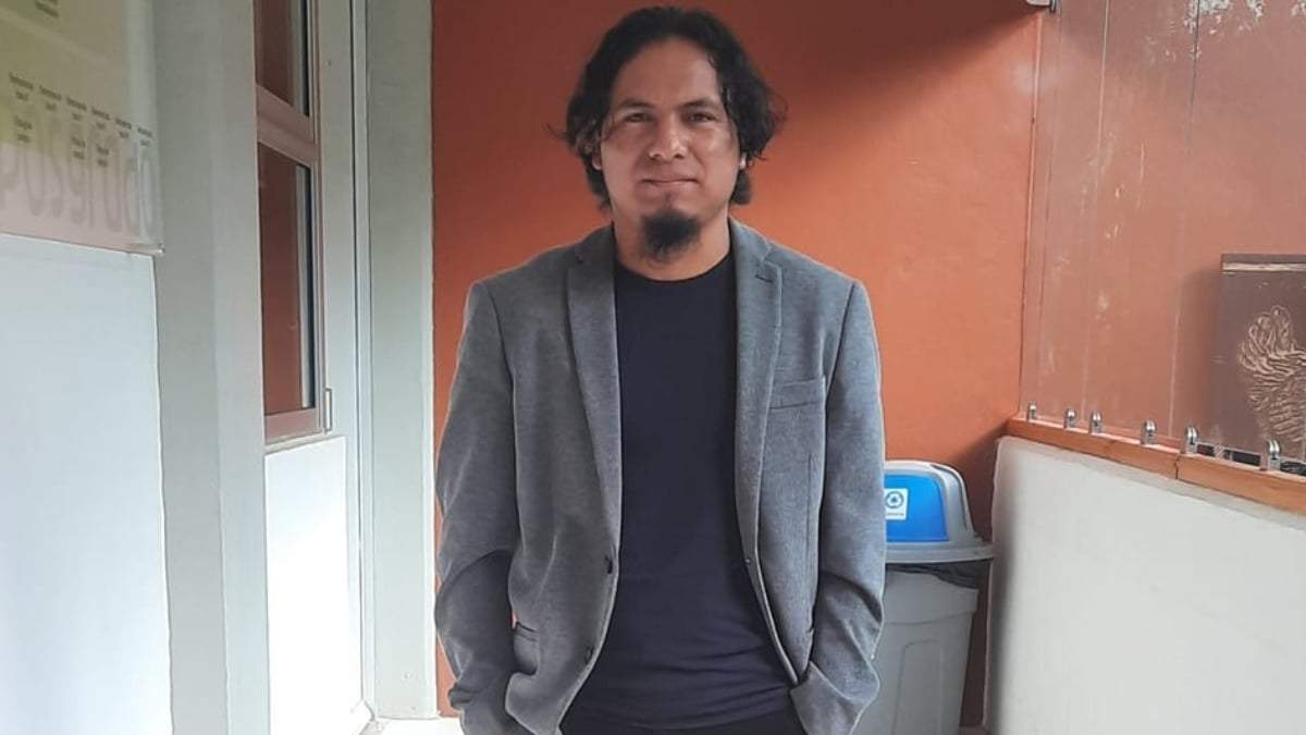 El escritor chiapaneco Miguel Ruiz Gómez, alias Mikel Ruiz