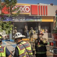Baja California también sufrió tras el abatimiento de “El Mencho”: incendian vehículos y negocios