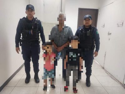 Pareja tenía amarrados de pies y manos a dos niños en NL; policía los rescata