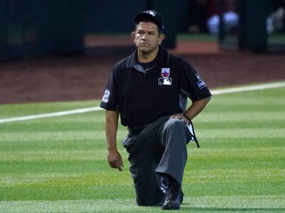 El ampayer mexicano Alfonso Márquez estará en la Serie Mundial