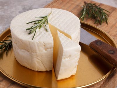 Queso fresco casero y fácil: súper cremoso e igual al comprado con solo 2 ingredientes