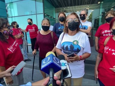 Familiares de desaparecidos se quejan del cese de fiscales por el caso Debanhi