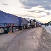 Después del temporal, aún quedan más de 200 camiones varados en Las Lajas