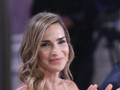 María Vázquez sorprendió a sus seguidores con una serie de fotos y videos en su casa. ¿Qué le pasa?