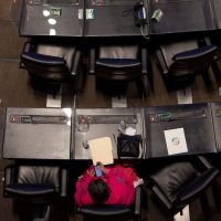 Senado impugna acuerdo del INE que ordena dar 7 candidaturas a mujeres
